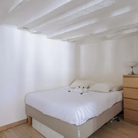 Guestready - Stylish For 2 In The Heart Of Parigi